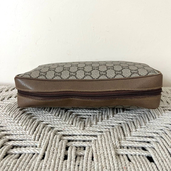 GUCCI GG Plus Monogram Large Leather and Canvas Clutch Bag - Picture 5 of 11